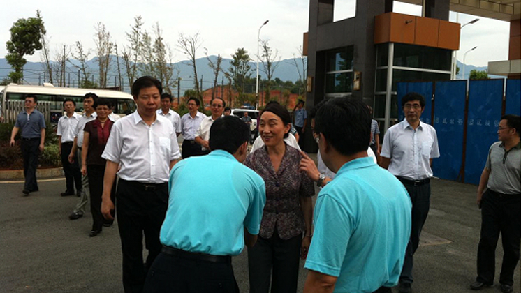 省委組織部部長(zhǎng)李微微來(lái)公司考察調(diào)研